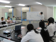 講義の様子:オープンセミナー2010