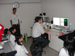 実験の様子:オープンセミナー2010