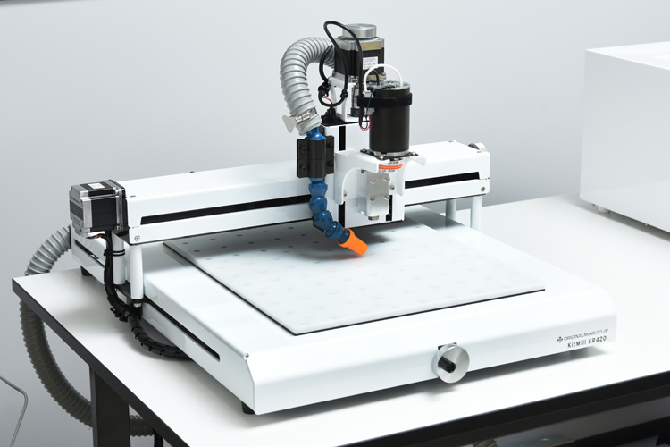 デザイン加工機（3次元CNC）