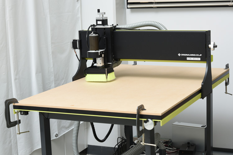 デザイン加工機（3次元CNC）