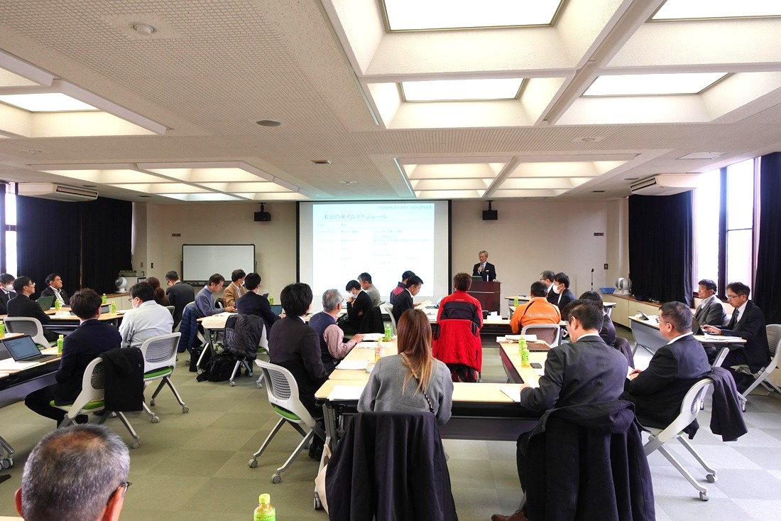 DXラウンドテーブルの模様