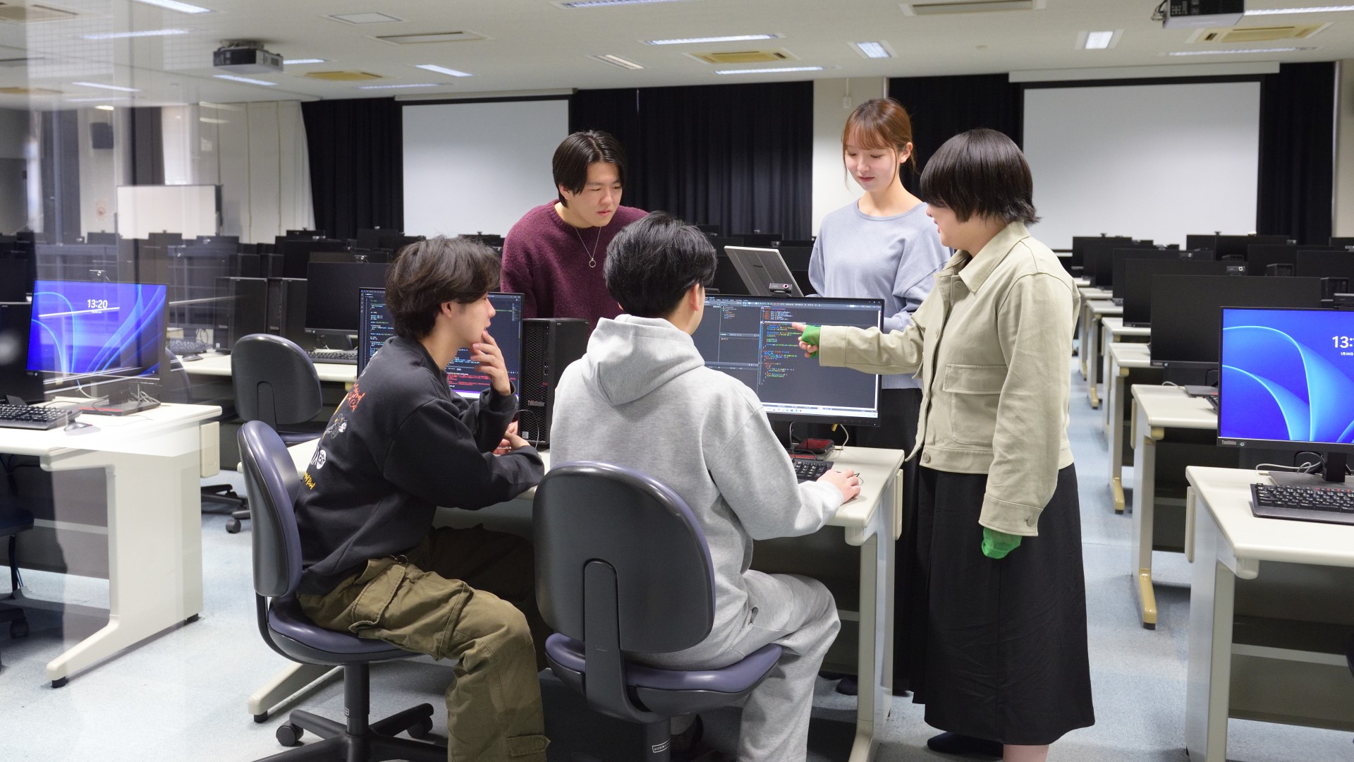 情報学部イメージ